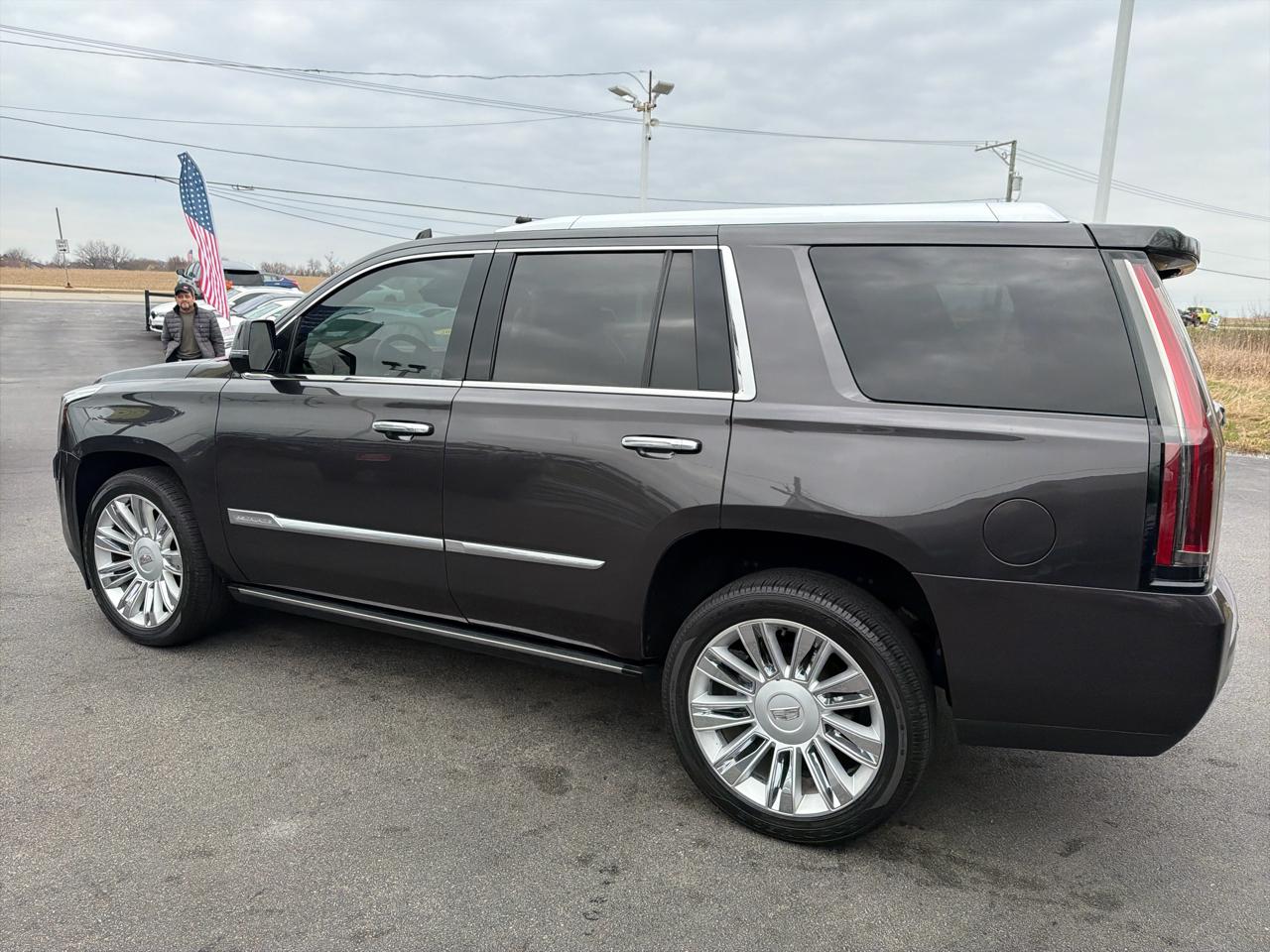 Cadillac Escalade 4WD 4dr Platinum 2016