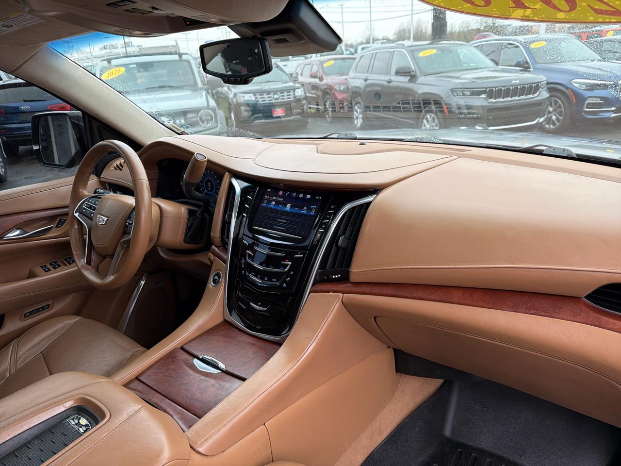 Cadillac Escalade 4WD 4dr Platinum 2016