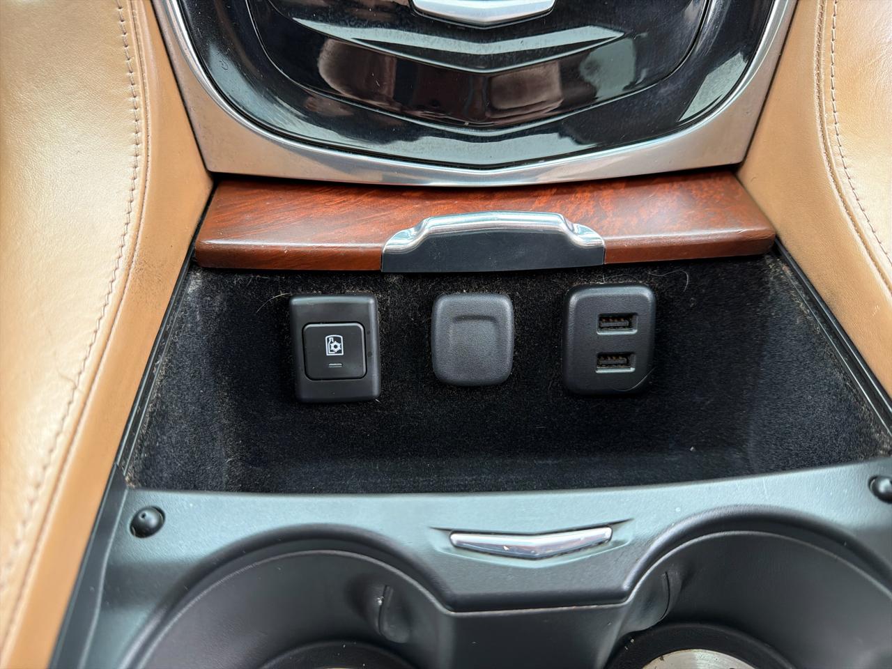 Cadillac Escalade 4WD 4dr Platinum 2016