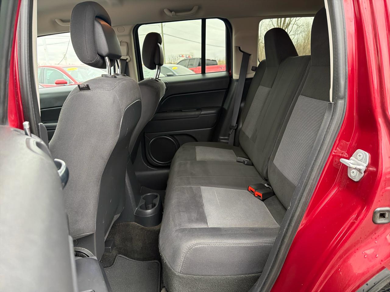 Jeep Patriot FWD 4dr Sport 2015