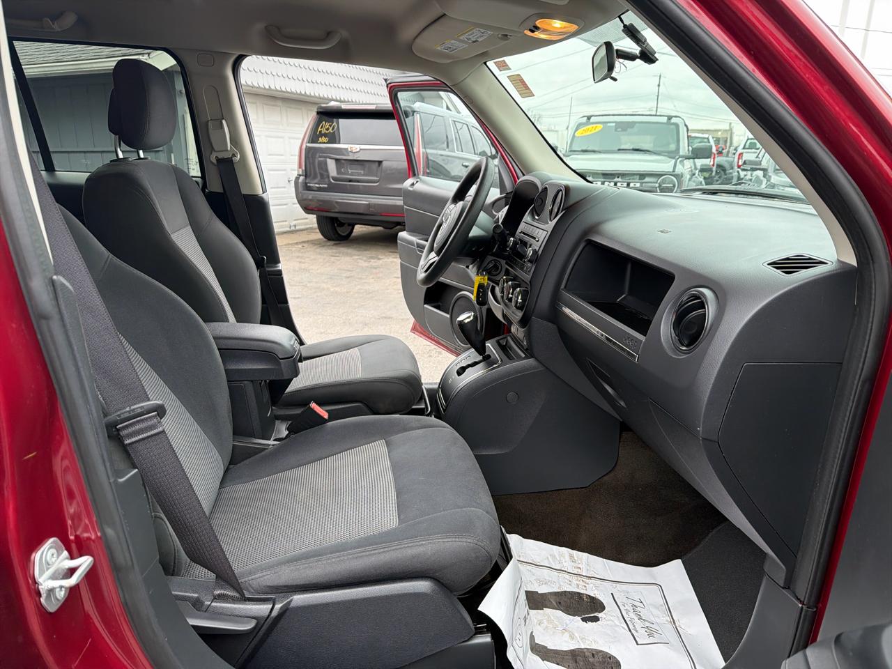 Jeep Patriot FWD 4dr Sport 2015