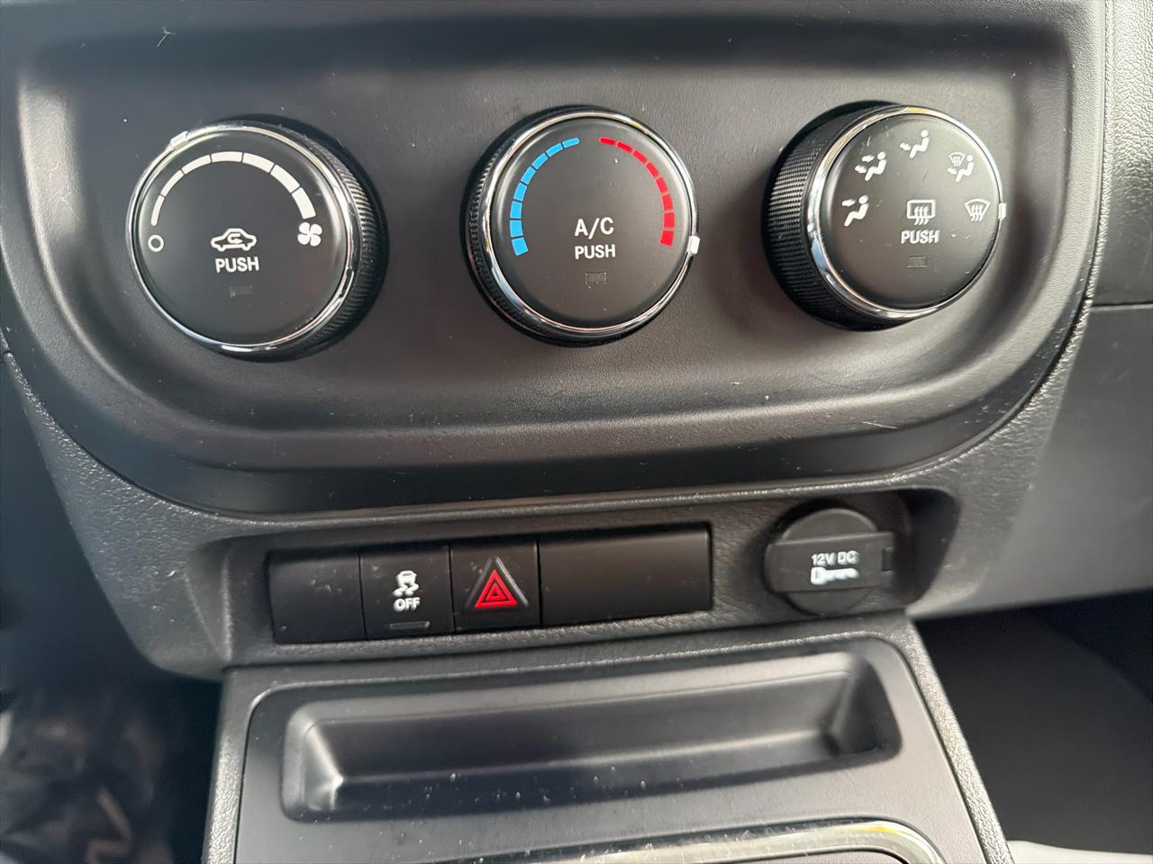 Jeep Patriot FWD 4dr Sport 2015