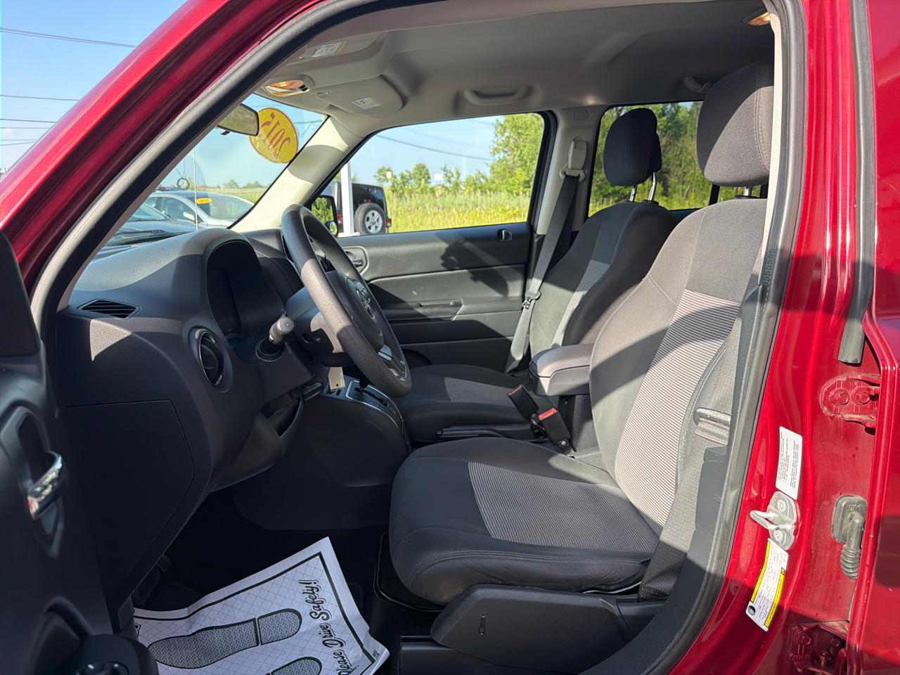 Jeep Patriot FWD 4dr Sport 2015