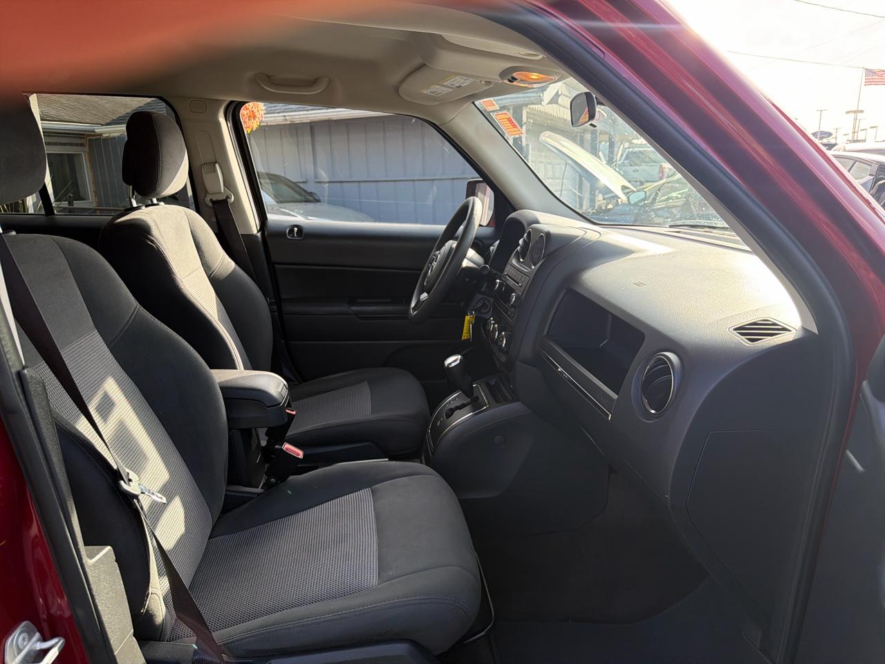 Jeep Patriot FWD 4dr Sport 2015