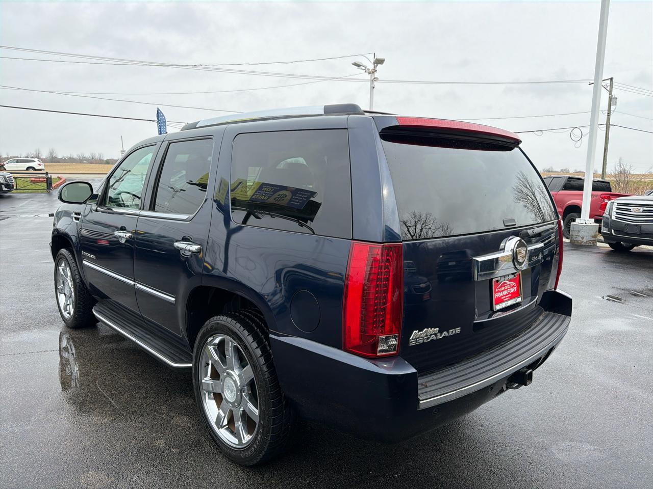 Cadillac Escalade AWD 4dr 2007