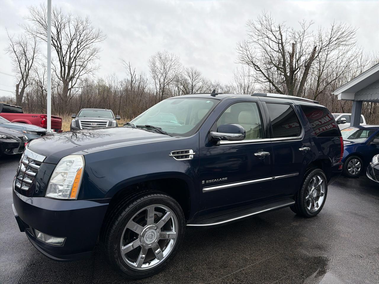 Cadillac Escalade AWD 4dr 2007