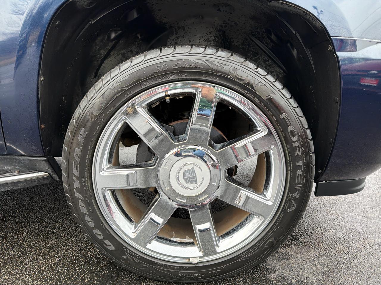 Cadillac Escalade AWD 4dr 2007