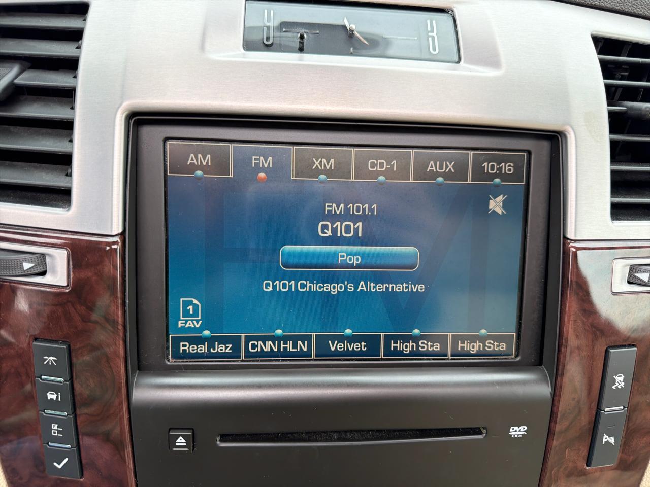 Cadillac Escalade AWD 4dr 2007