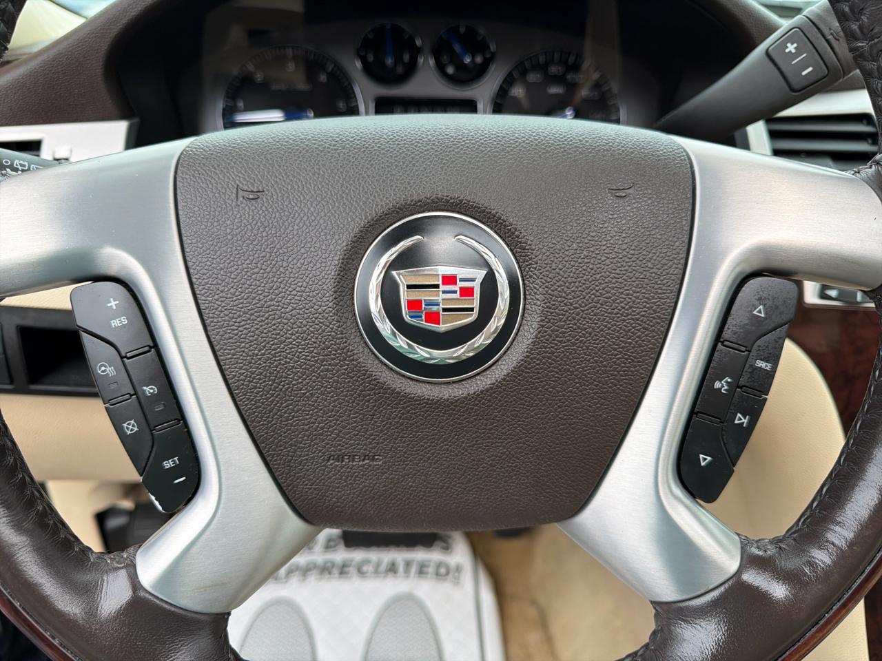 Cadillac Escalade AWD 4dr 2007