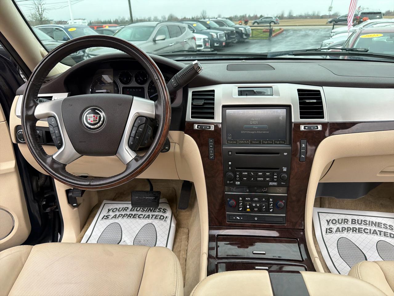 Cadillac Escalade AWD 4dr 2007