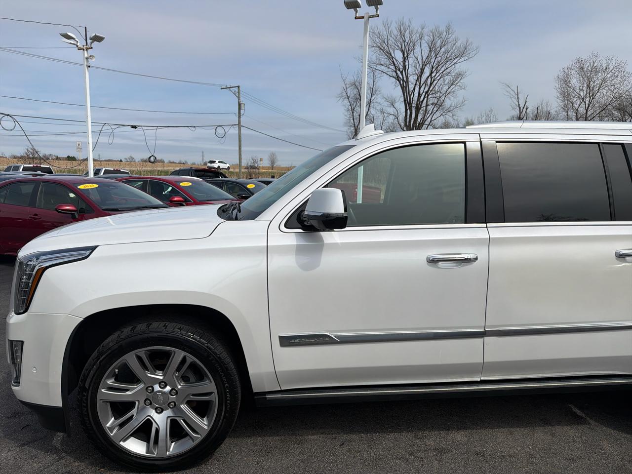 Cadillac Escalade ESV 4WD 4dr Premium Luxury 2017