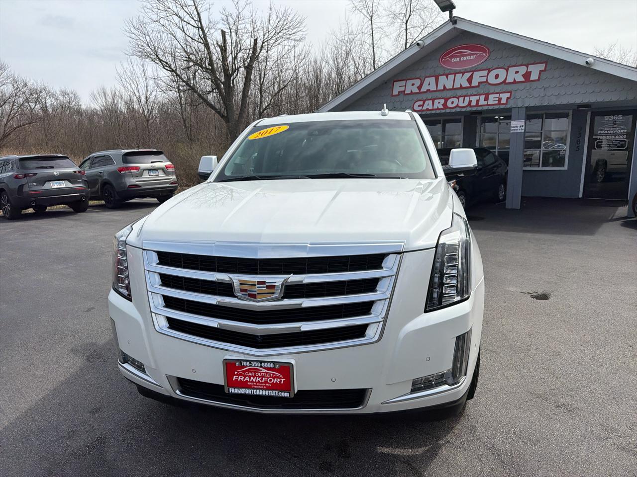 Cadillac Escalade ESV 4WD 4dr Premium Luxury 2017