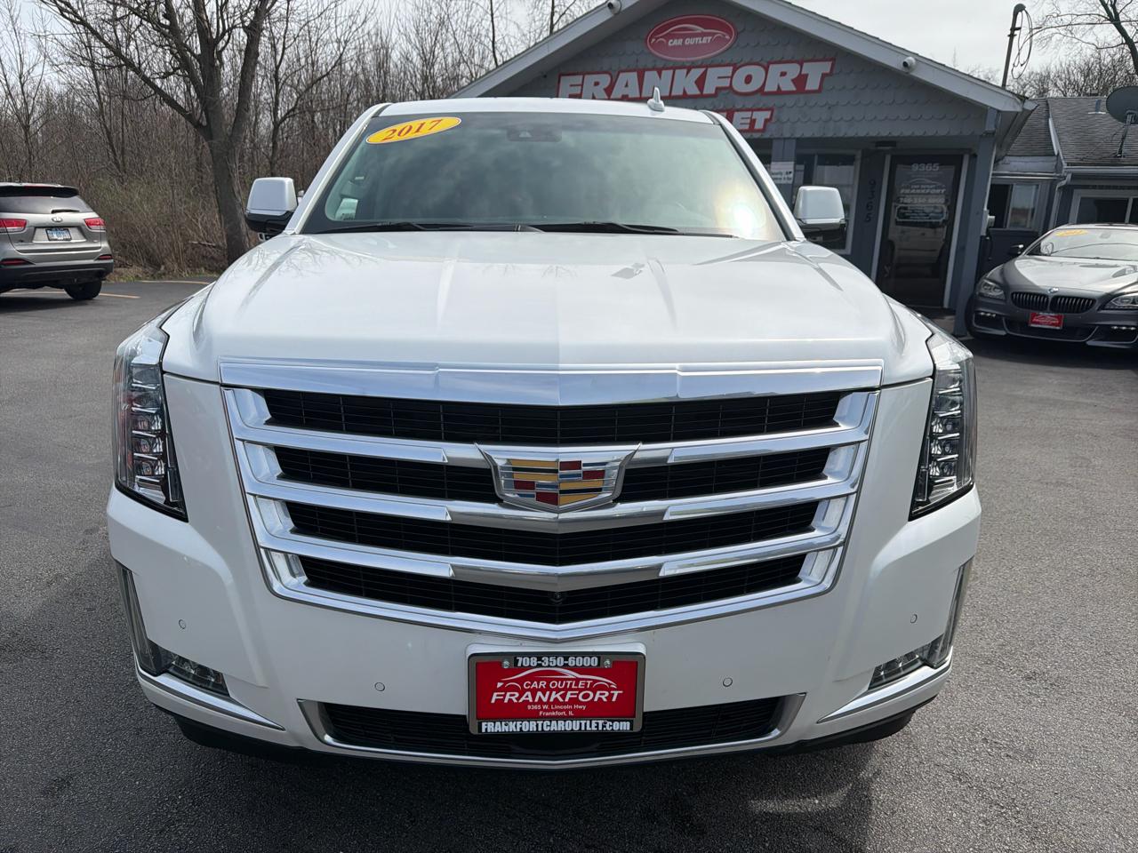 Cadillac Escalade ESV 4WD 4dr Premium Luxury 2017