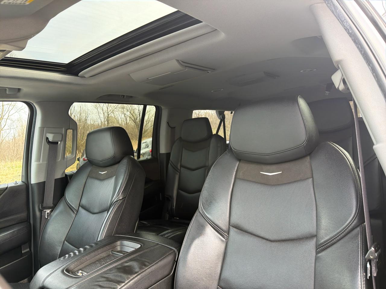 Cadillac Escalade ESV 4WD 4dr Premium Luxury 2017