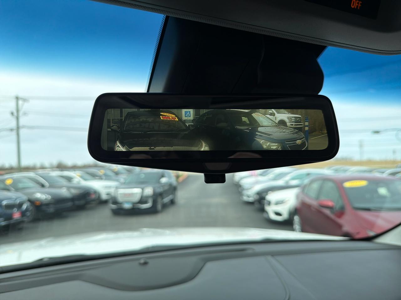 Cadillac Escalade ESV 4WD 4dr Premium Luxury 2017