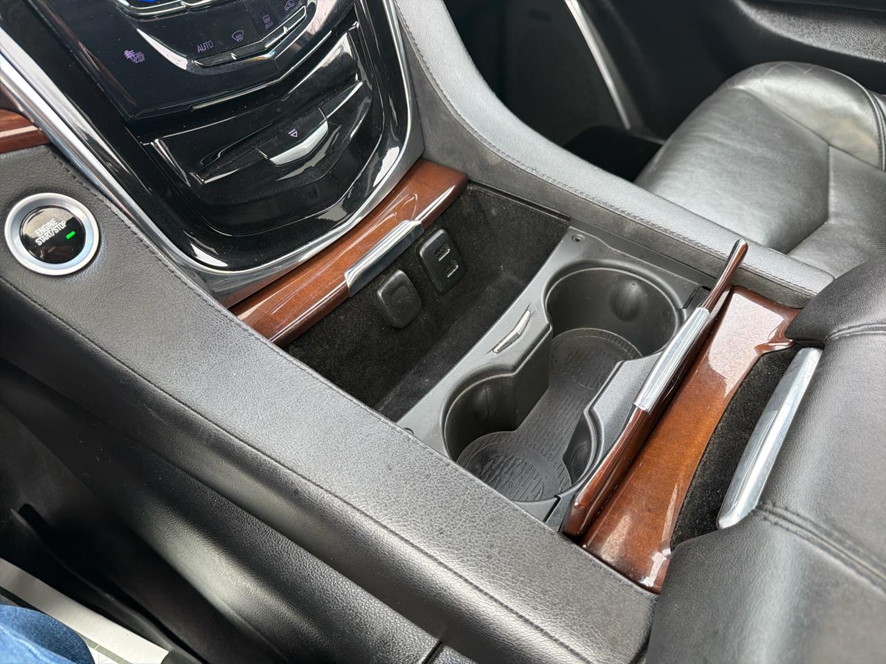 Cadillac Escalade ESV 4WD 4dr Premium Luxury 2017