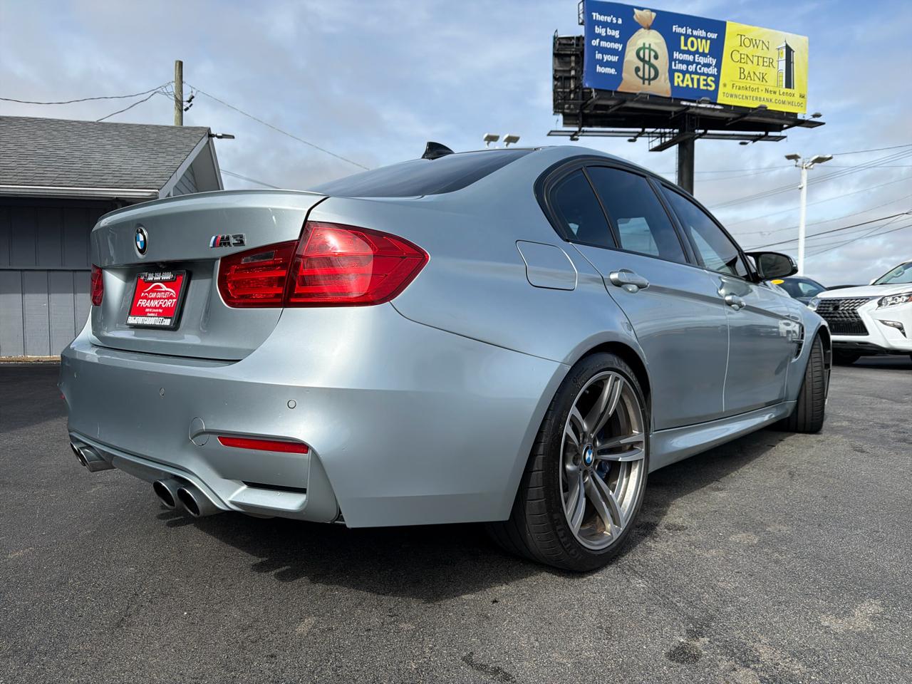 BMW M3 4dr Sdn 2015