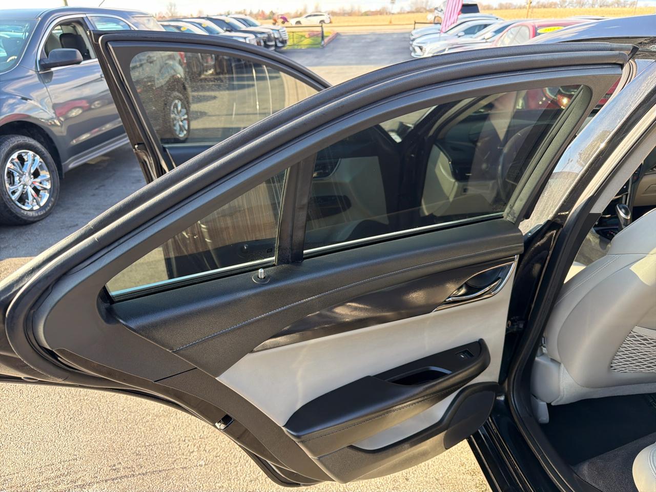 Cadillac ATS Sedan 4dr Sdn 2.0L AWD 2018