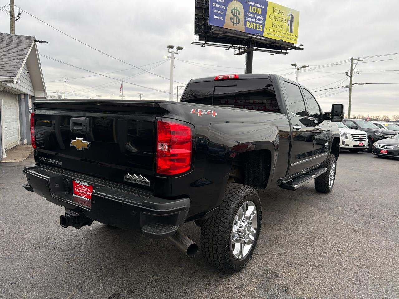 Chevrolet Silverado 2500HD 4WD Crew Cab 153.7" High Country 2016