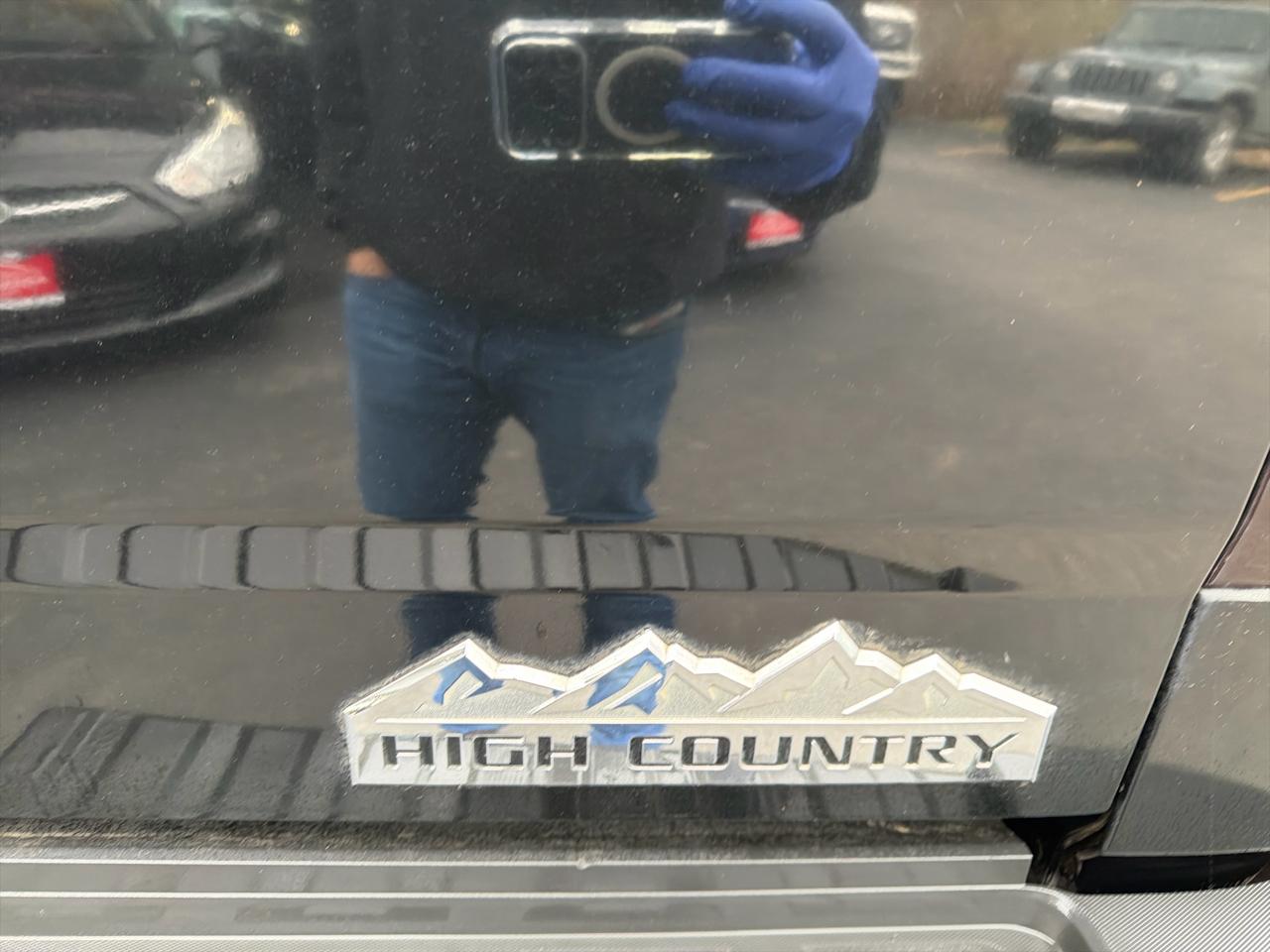 Chevrolet Silverado 2500HD 4WD Crew Cab 153.7" High Country 2016