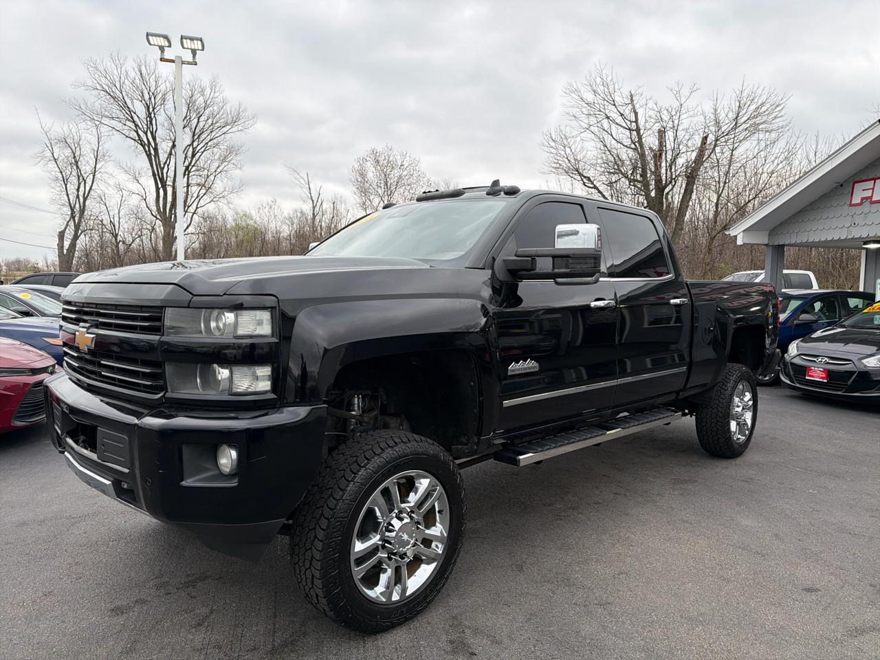 Chevrolet Silverado 2500HD 4WD Crew Cab 153.7" High Country 2016