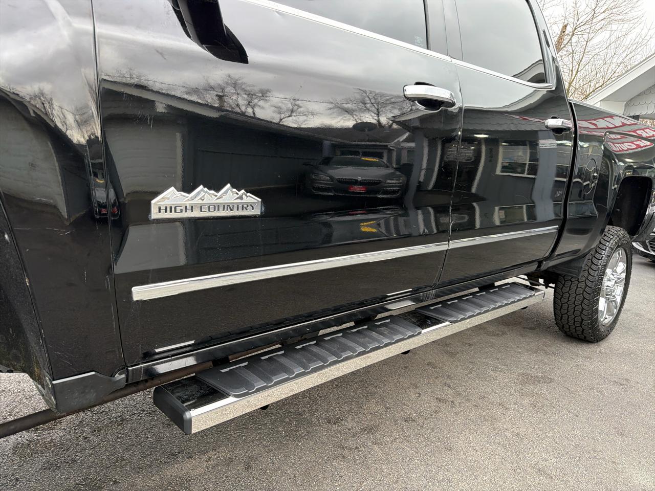 Chevrolet Silverado 2500HD 4WD Crew Cab 153.7" High Country 2016