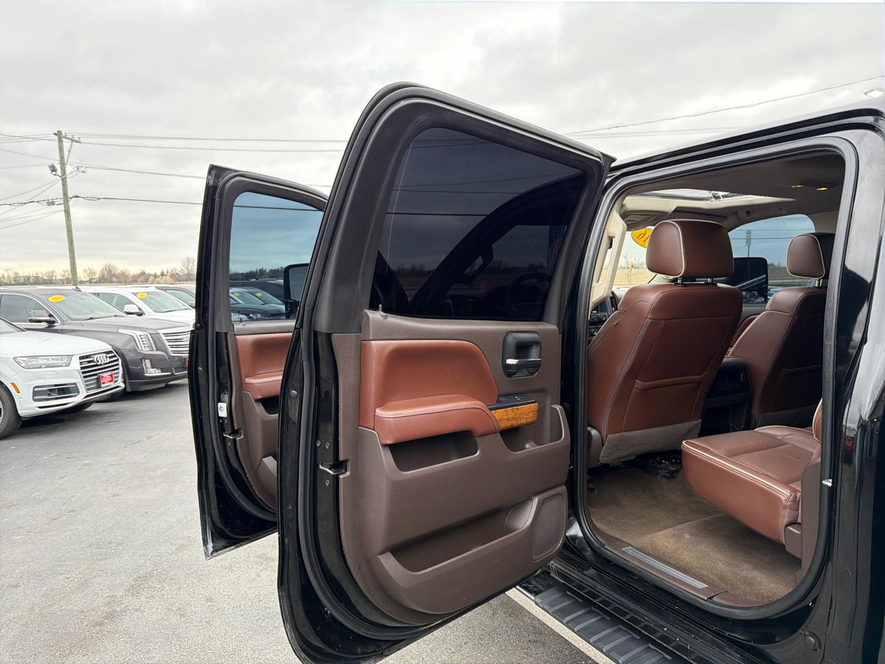 Chevrolet Silverado 2500HD 4WD Crew Cab 153.7" High Country 2016
