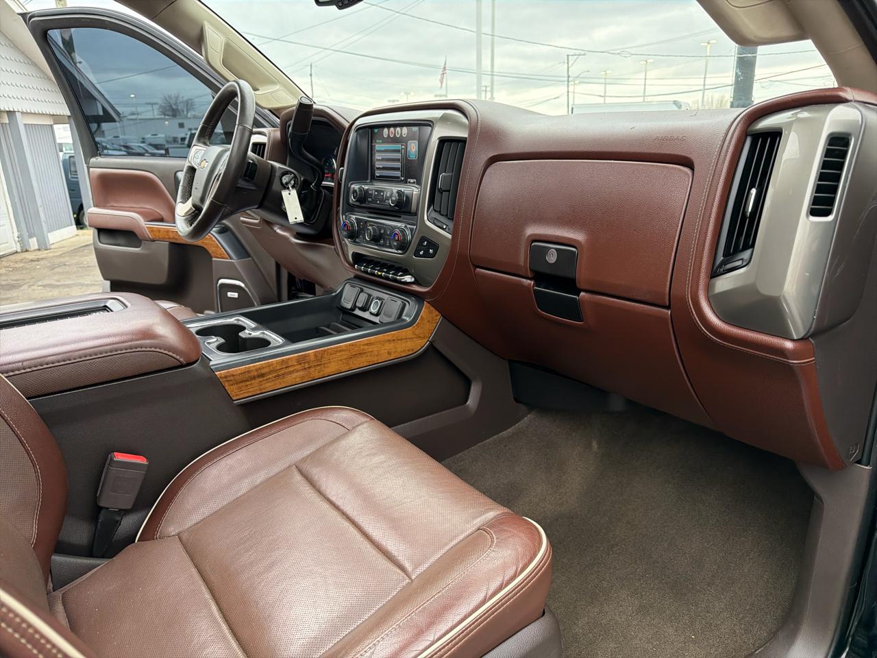 Chevrolet Silverado 2500HD 4WD Crew Cab 153.7" High Country 2016