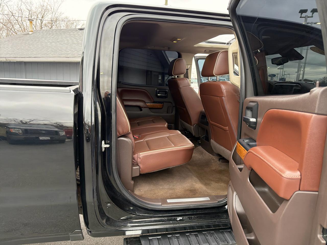 Chevrolet Silverado 2500HD 4WD Crew Cab 153.7" High Country 2016