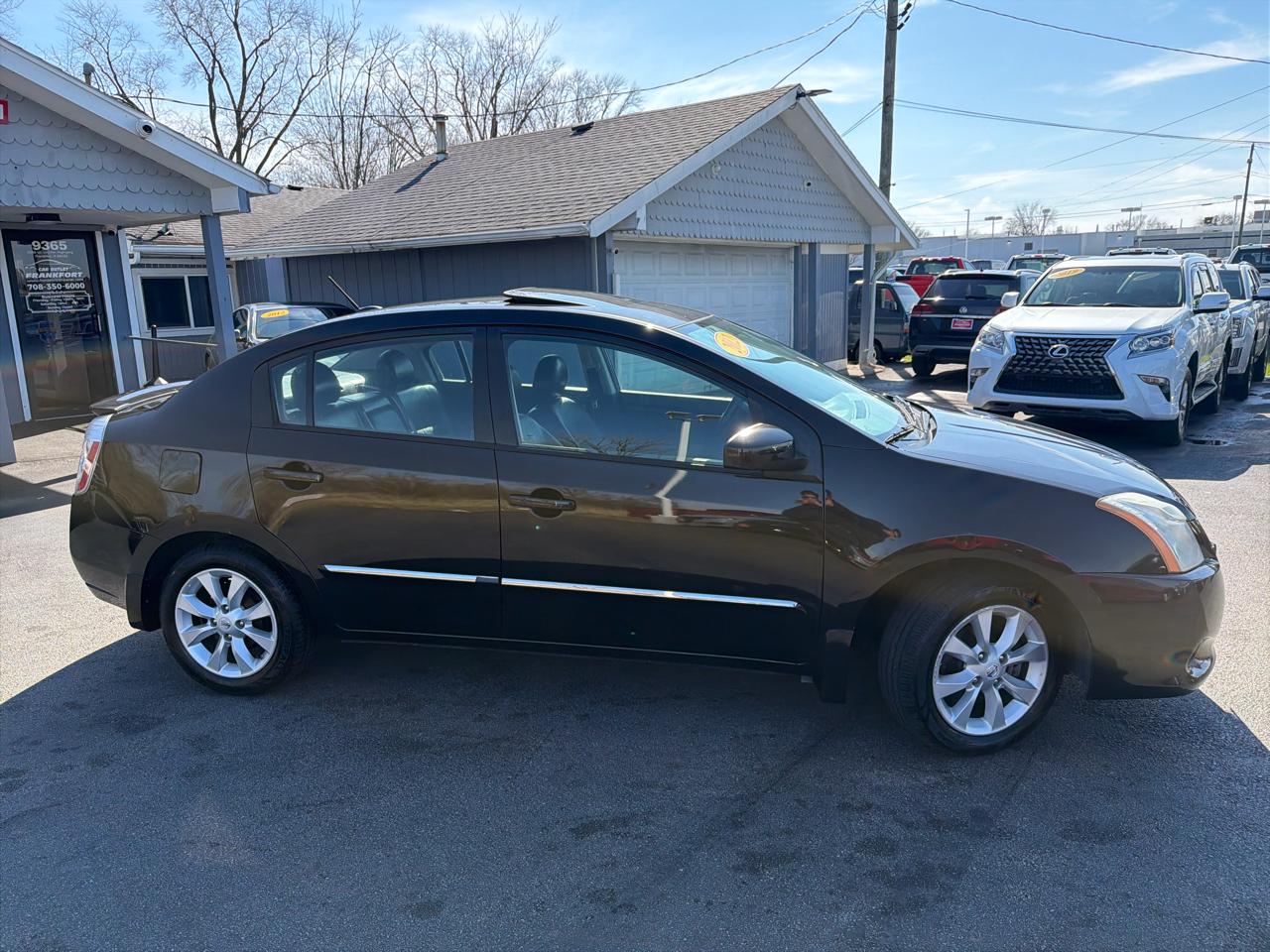 Nissan Sentra 4dr Sdn I4 CVT 2.0 SL 2012