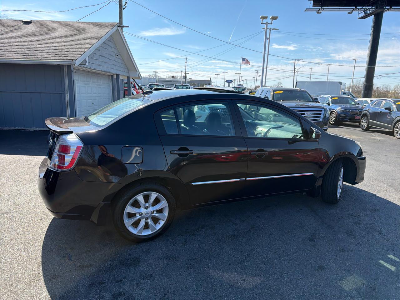 Nissan Sentra 4dr Sdn I4 CVT 2.0 SL 2012