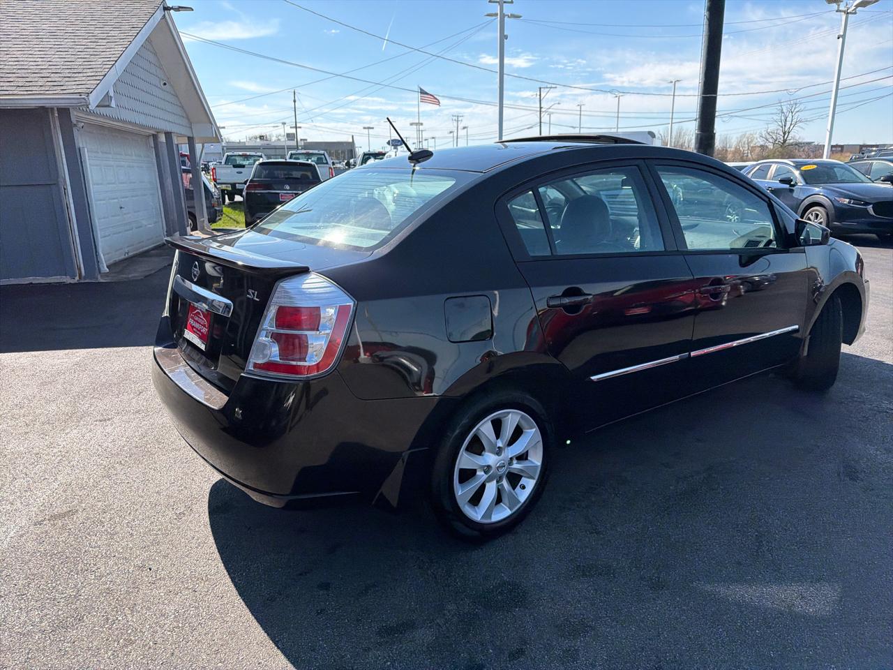 Nissan Sentra 4dr Sdn I4 CVT 2.0 SL 2012