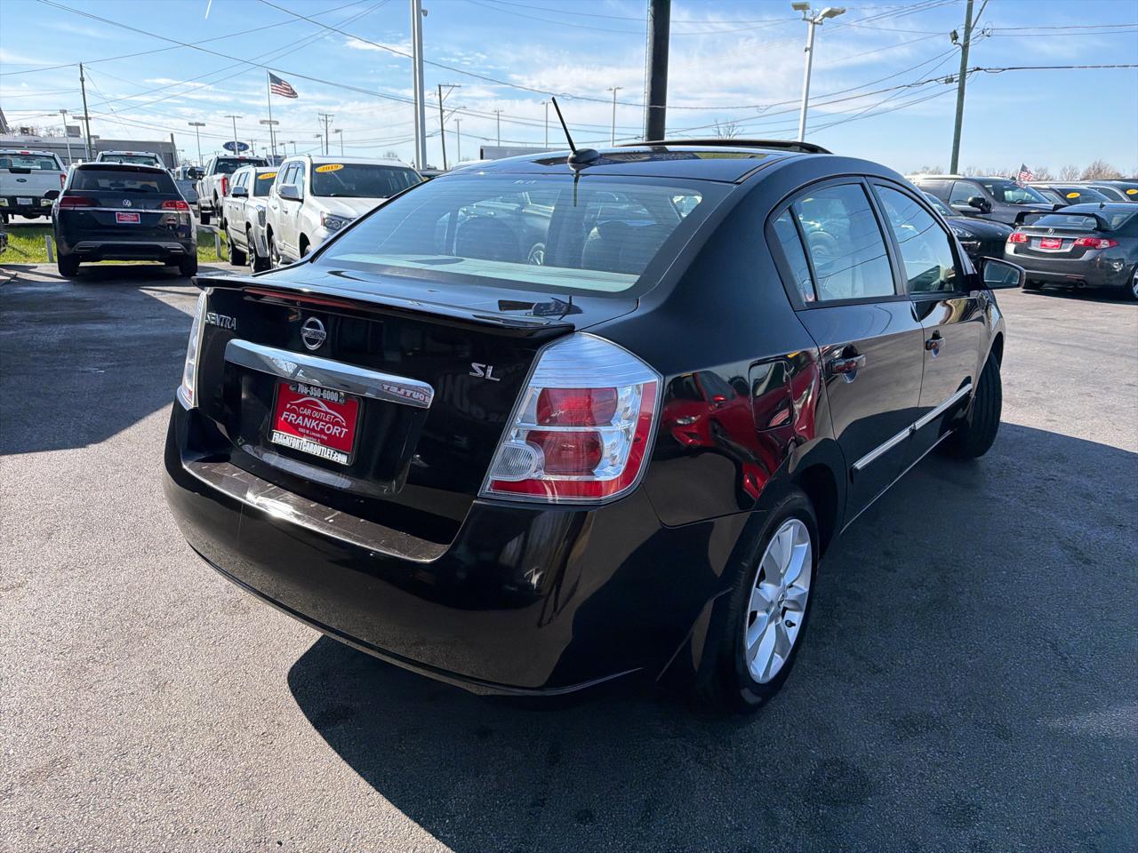 Nissan Sentra 4dr Sdn I4 CVT 2.0 SL 2012