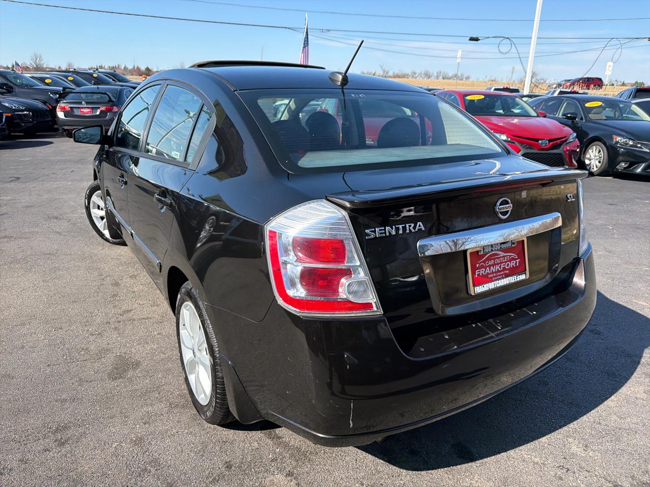 Nissan Sentra 4dr Sdn I4 CVT 2.0 SL 2012