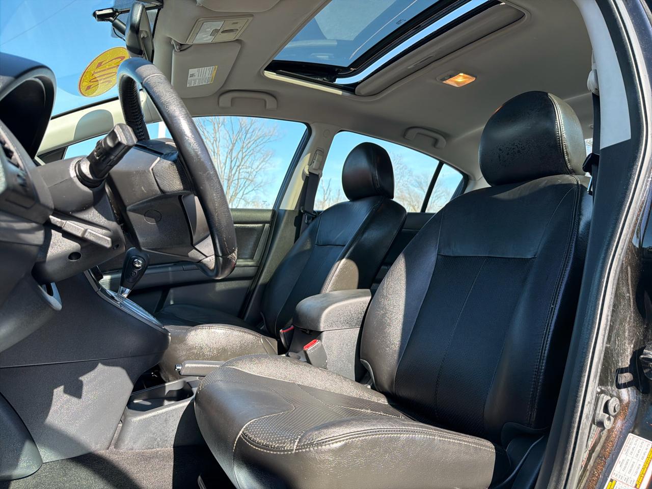 Nissan Sentra 4dr Sdn I4 CVT 2.0 SL 2012