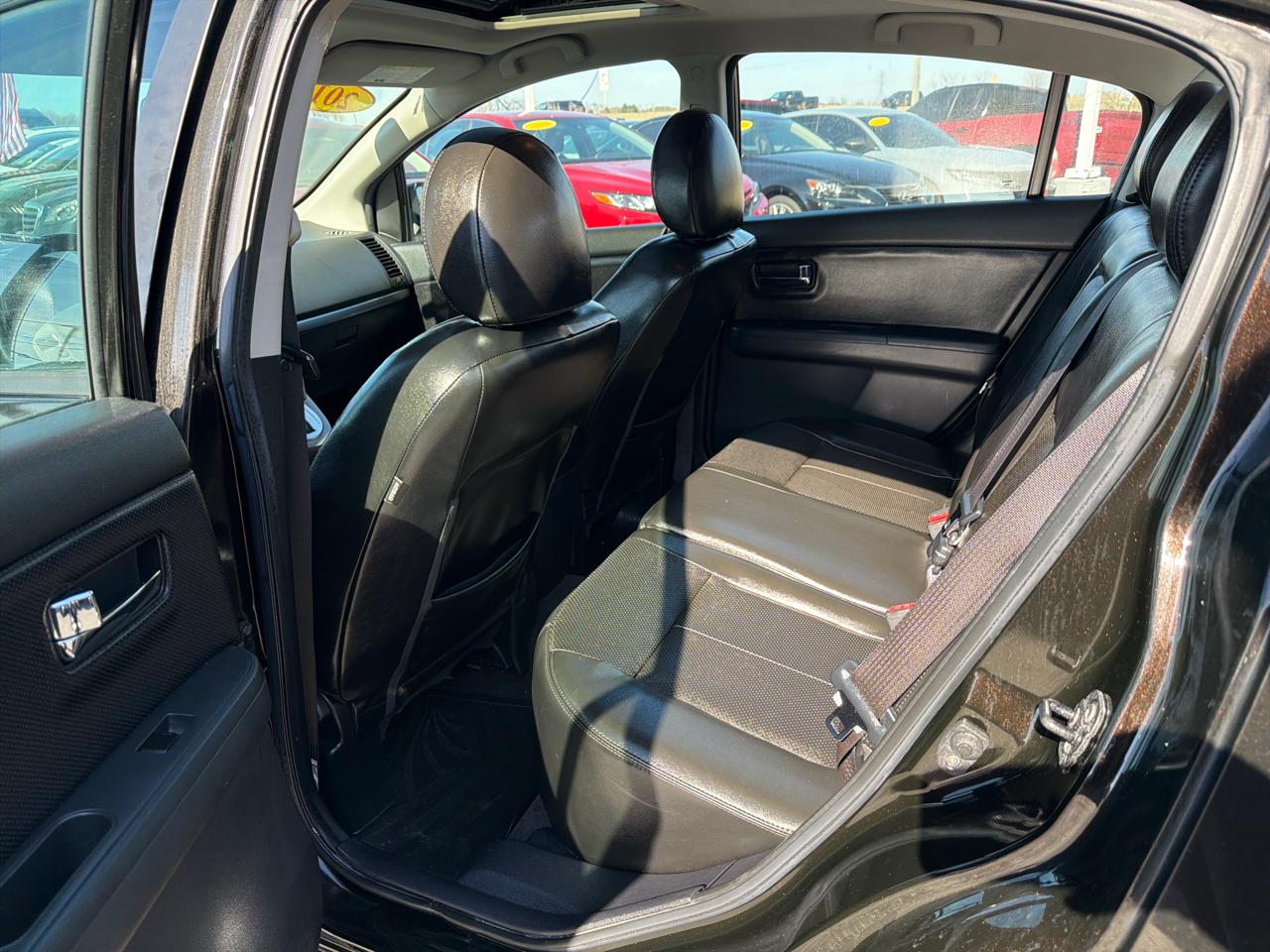 Nissan Sentra 4dr Sdn I4 CVT 2.0 SL 2012