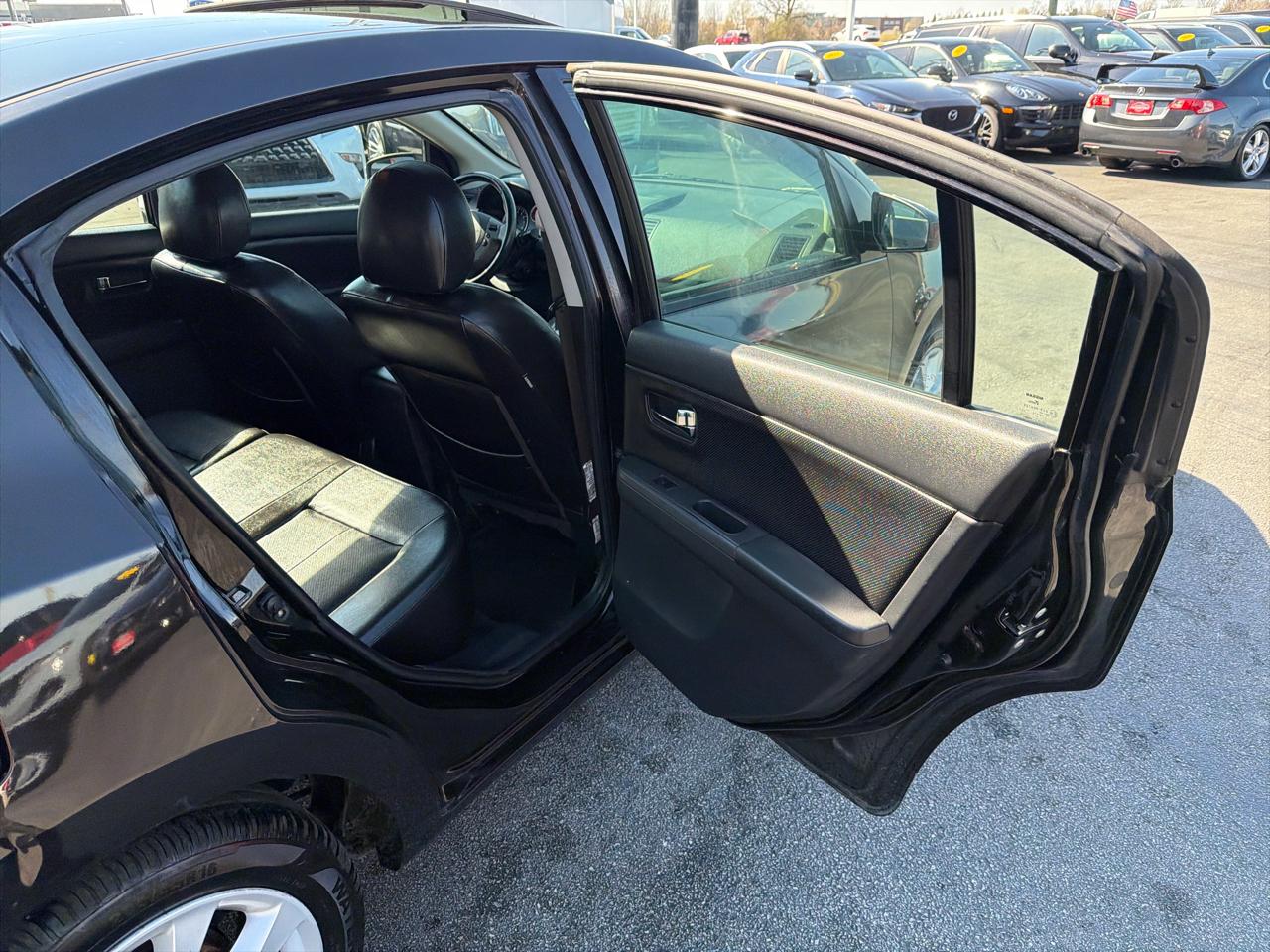 Nissan Sentra 4dr Sdn I4 CVT 2.0 SL 2012