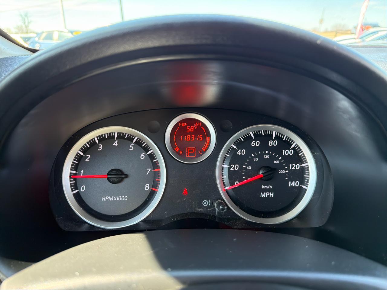 Nissan Sentra 4dr Sdn I4 CVT 2.0 SL 2012