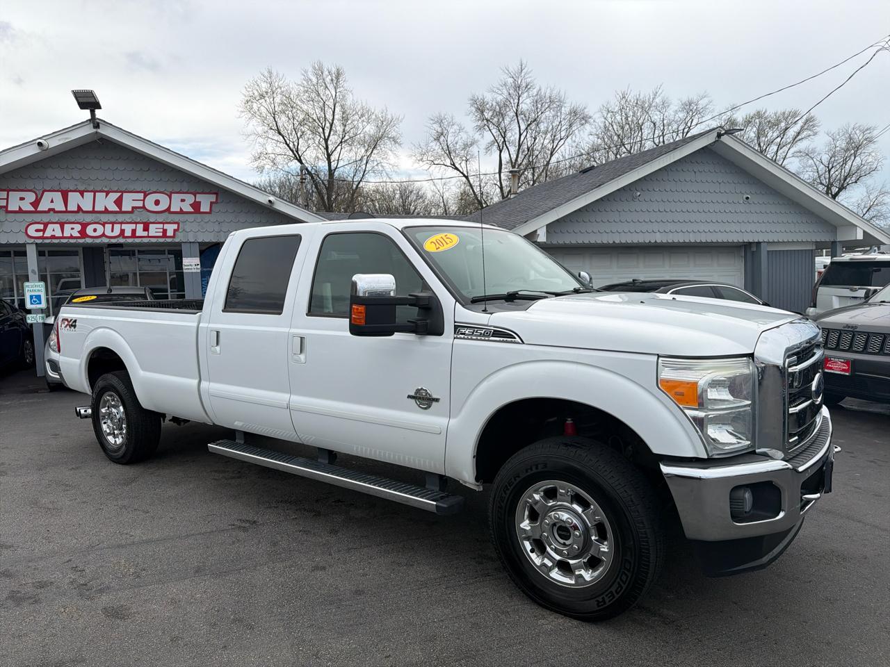 Ford Super Duty F-350 SRW 4WD Crew Cab 156" Lariat 2015