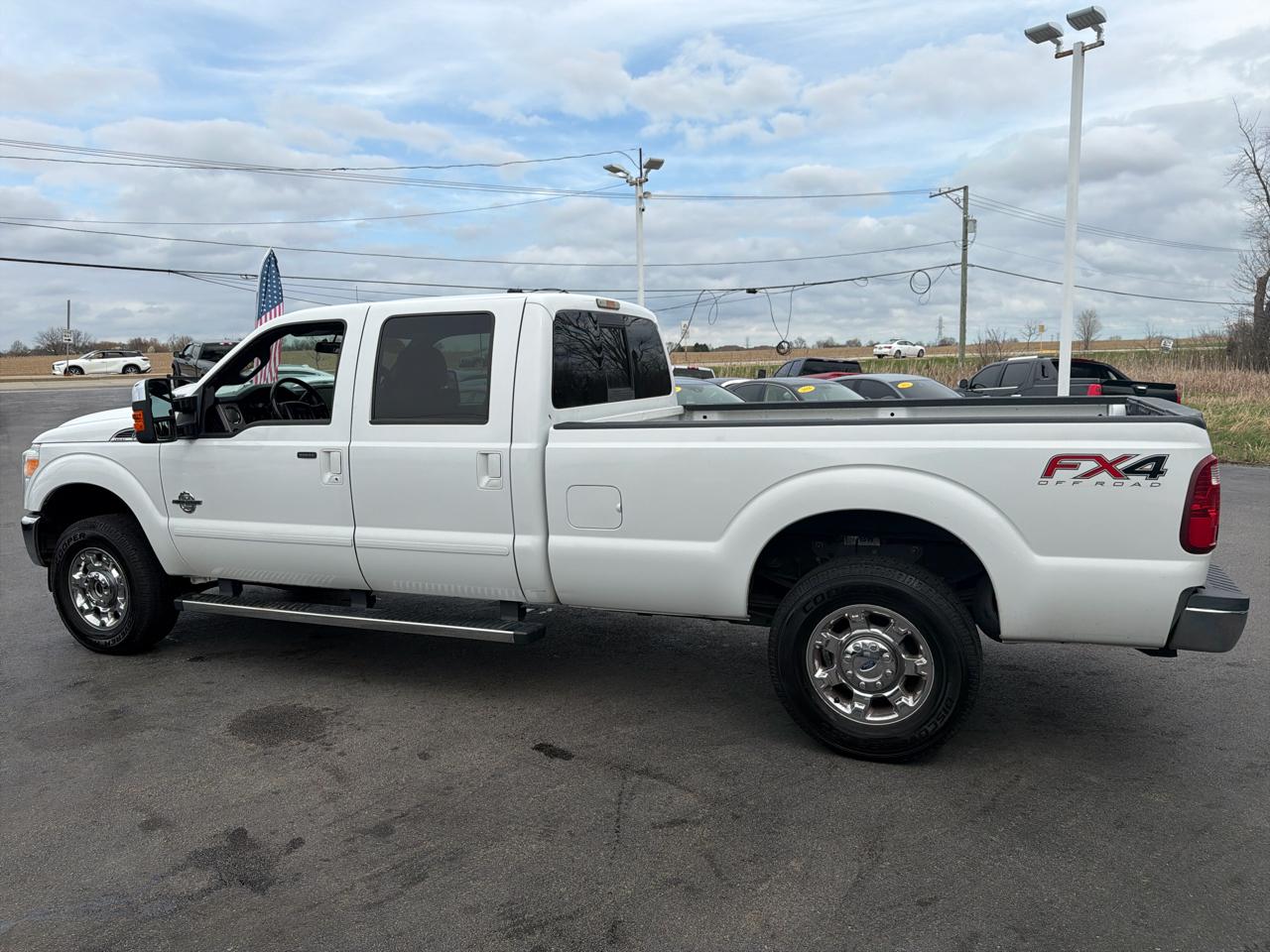 Ford Super Duty F-350 SRW 4WD Crew Cab 156" Lariat 2015