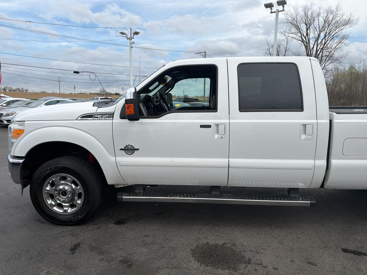 Ford Super Duty F-350 SRW 4WD Crew Cab 156" Lariat 2015