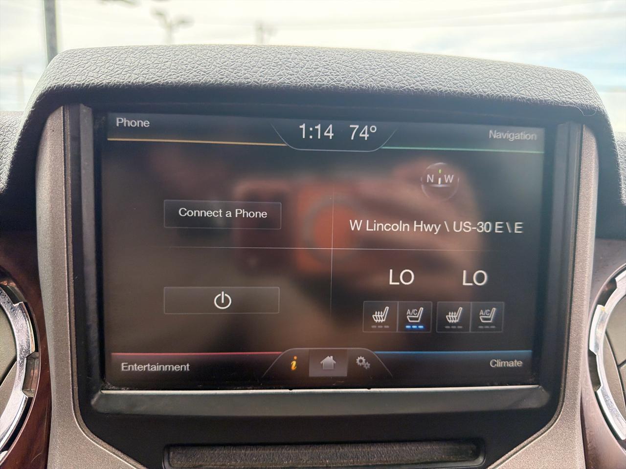 Ford Super Duty F-350 SRW 4WD Crew Cab 156" Lariat 2015