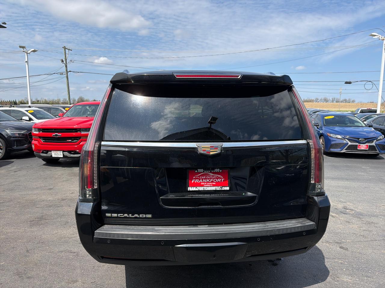 Cadillac Escalade ESV 4WD 4dr Luxury 2019