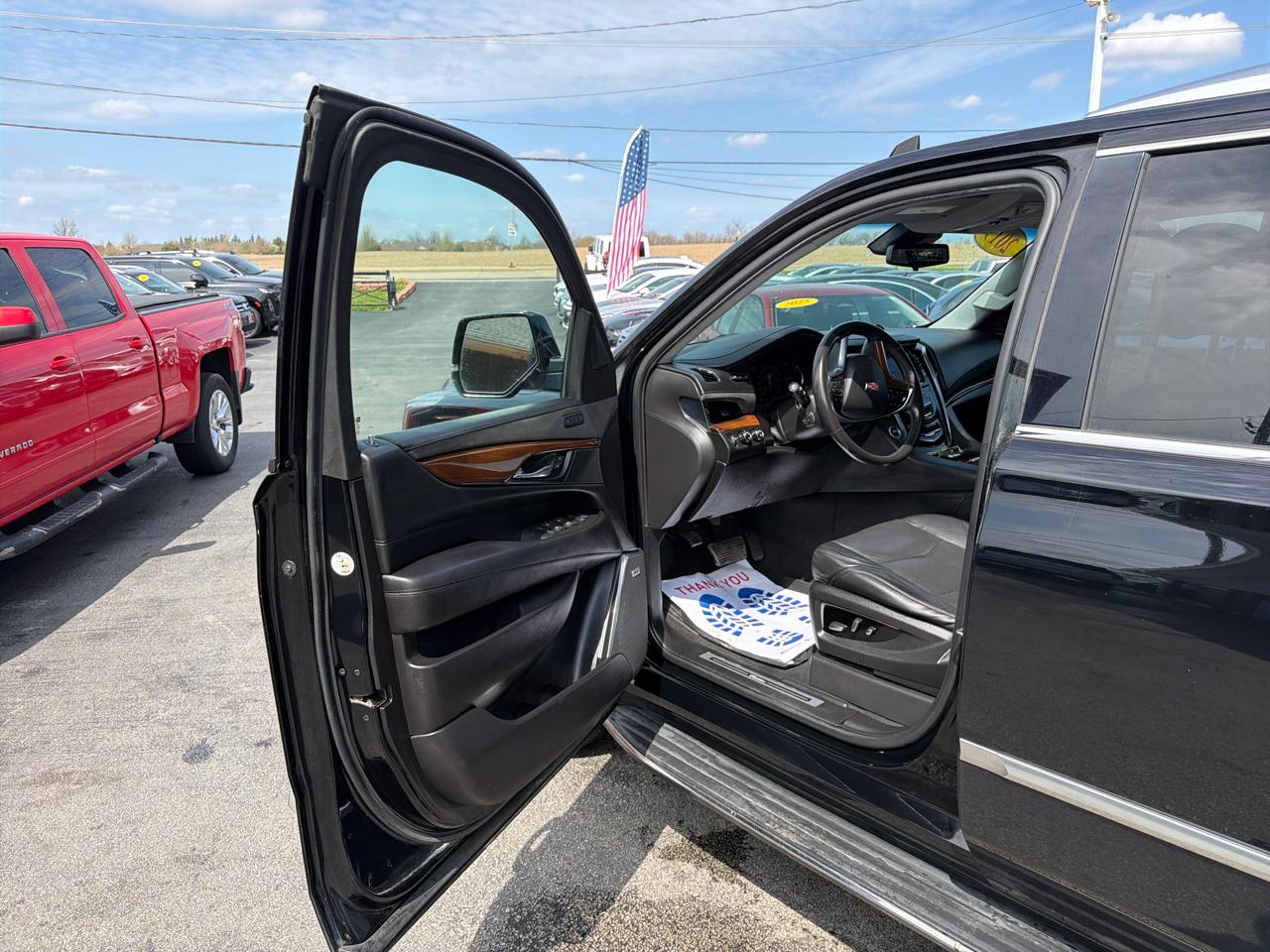 Cadillac Escalade ESV 4WD 4dr Luxury 2019