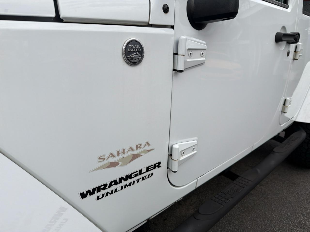 Jeep Wrangler Unlimited 4WD 4dr Sahara 2015