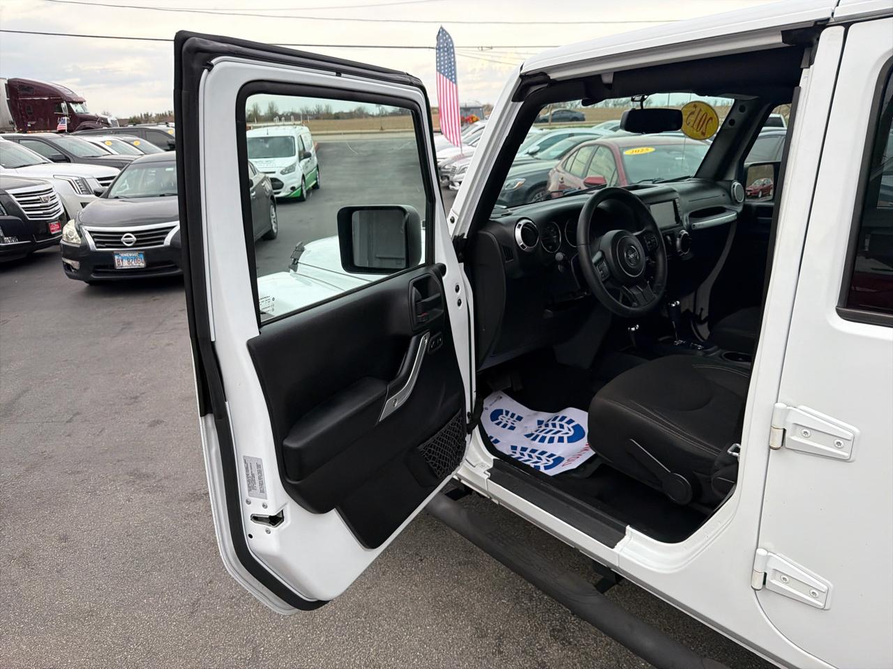 Jeep Wrangler Unlimited 4WD 4dr Sahara 2015