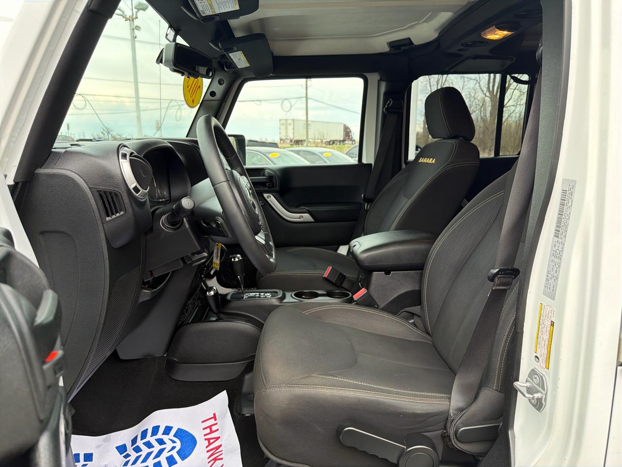 Jeep Wrangler Unlimited 4WD 4dr Sahara 2015