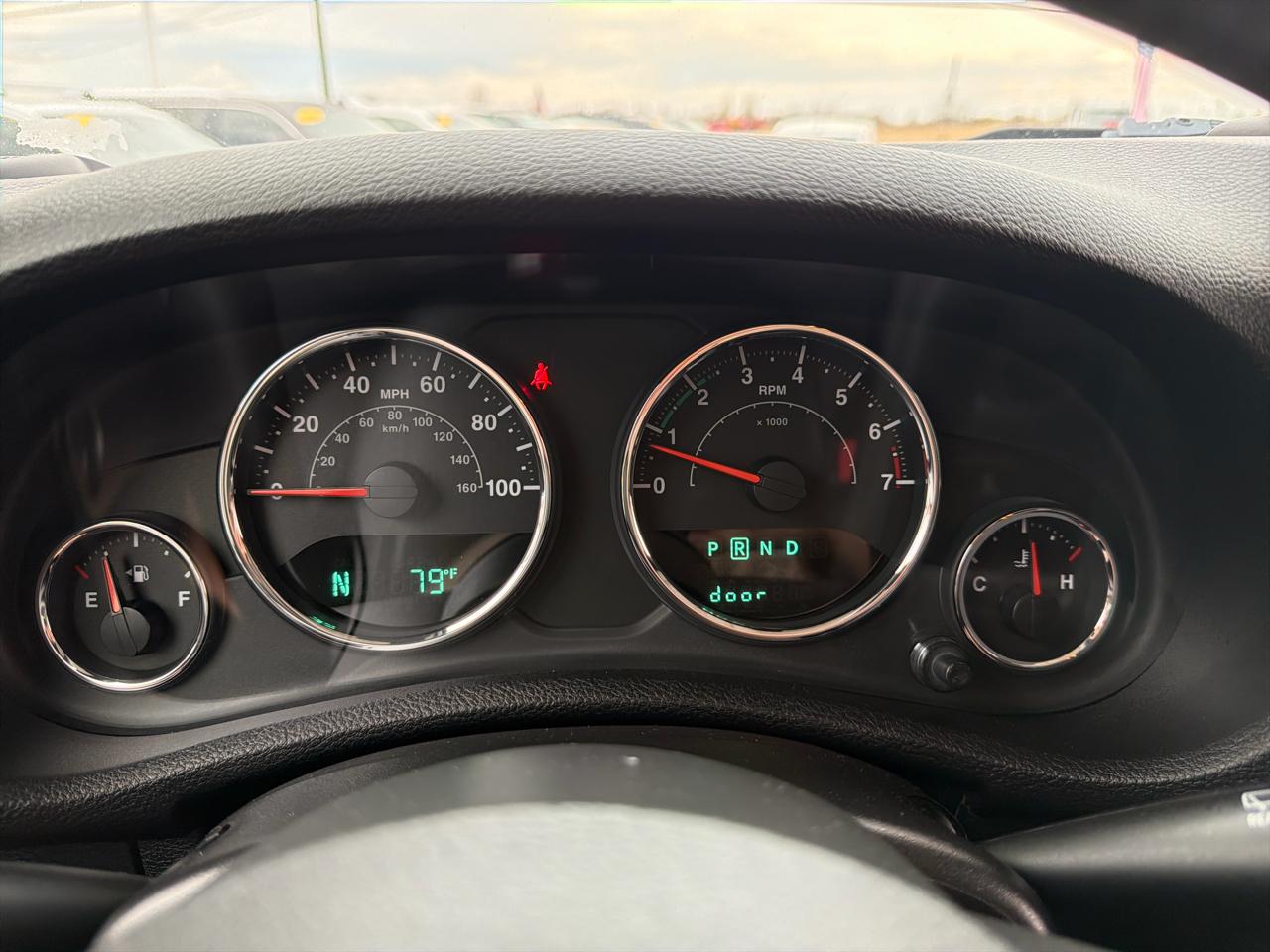 Jeep Wrangler Unlimited 4WD 4dr Sahara 2015