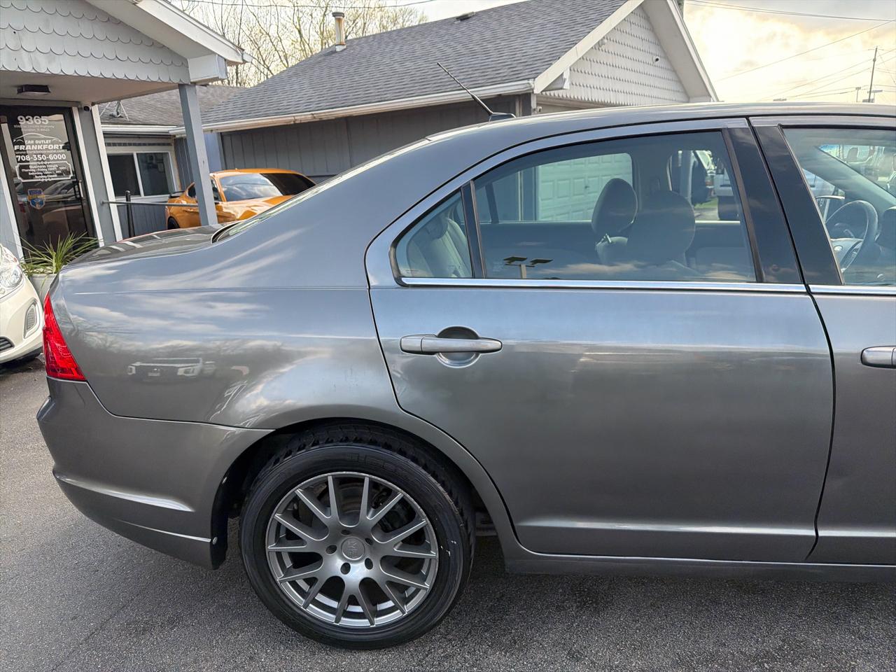 Ford Fusion 4dr Sdn SE FWD 2012