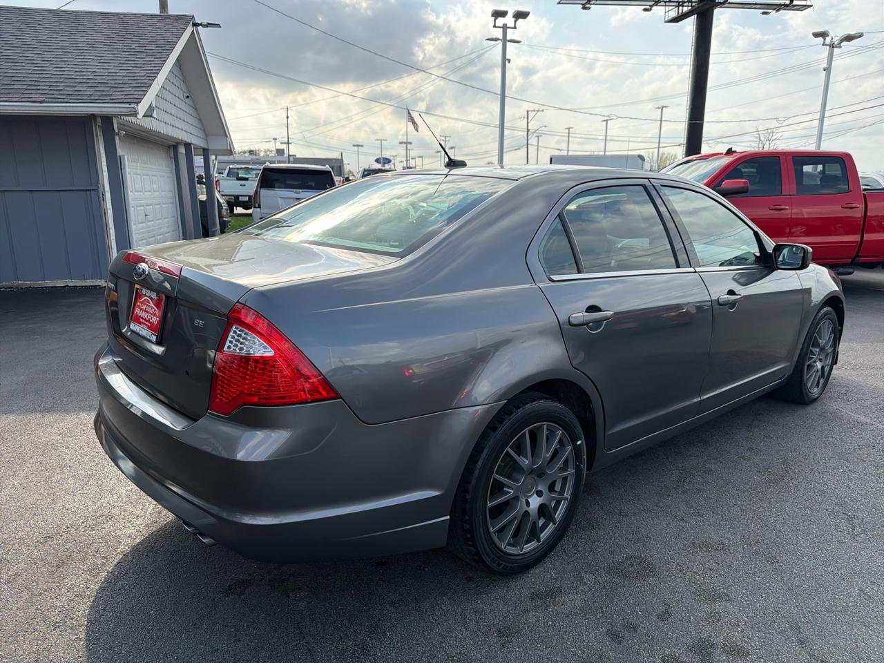 Ford Fusion 4dr Sdn SE FWD 2012